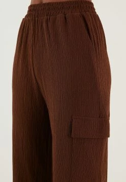 LELA Regular Fit - Cargobroek - Brown -LELA Winkel 00582f1552ef444386c39e14dab9983a