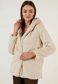 LELA Winterjas - Beige -LELA Winkel 00ccc8143f75493d85f5336529eb7da2