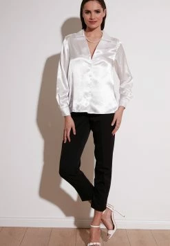 LELA Regular Fit - Overhemdblouse - Ecru -LELA Winkel 063754483cf443f999a45e203bebf51d