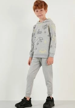 LELA Trainingspak - Light Grey -LELA Winkel 0cebf976f0744797908af6f8319b6404