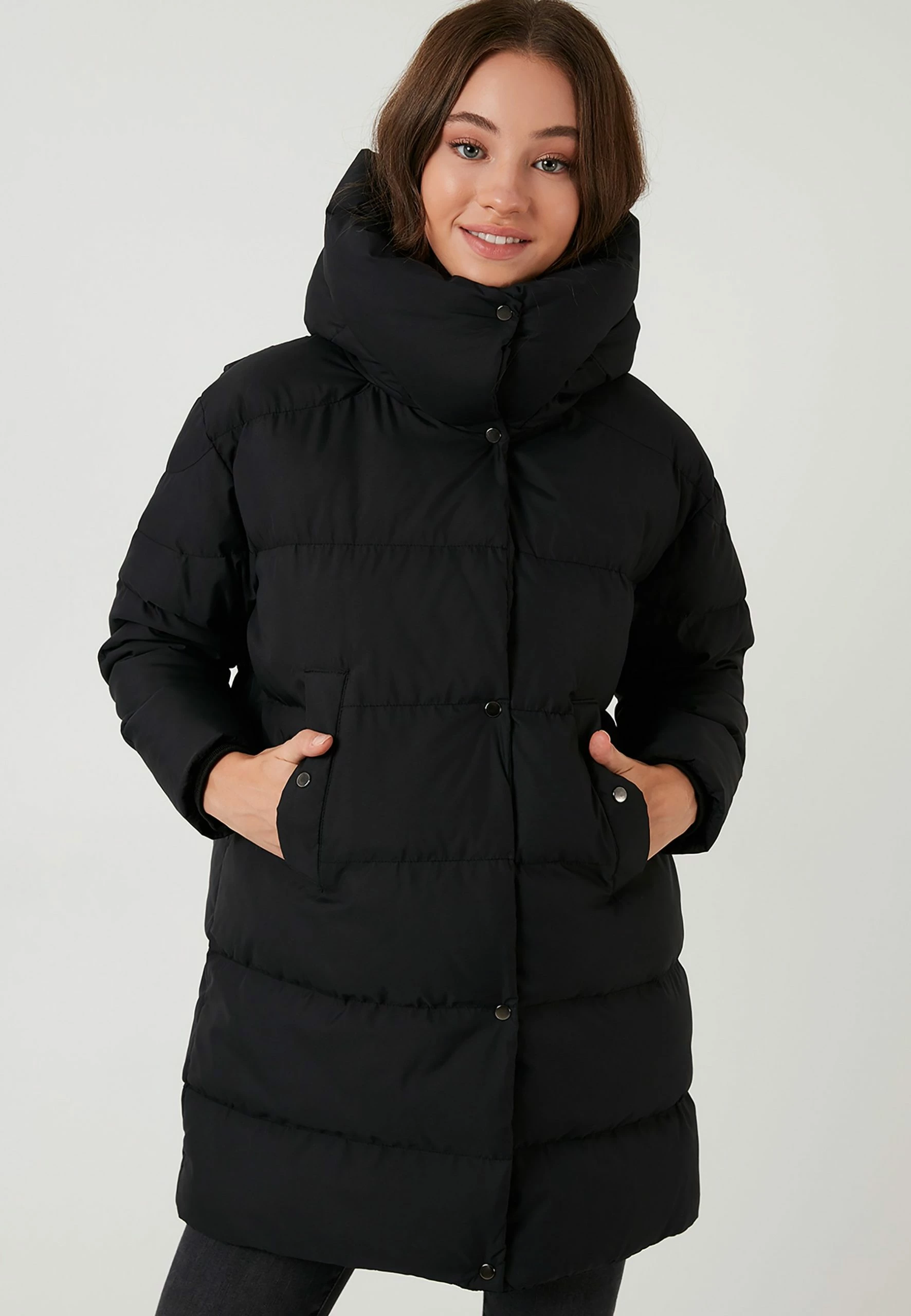 LELA Oversized Inflatable Long- Winterjas - Black 6 LELA Oversized Inflatable Long- Winterjas - Black - Afbeelding 4