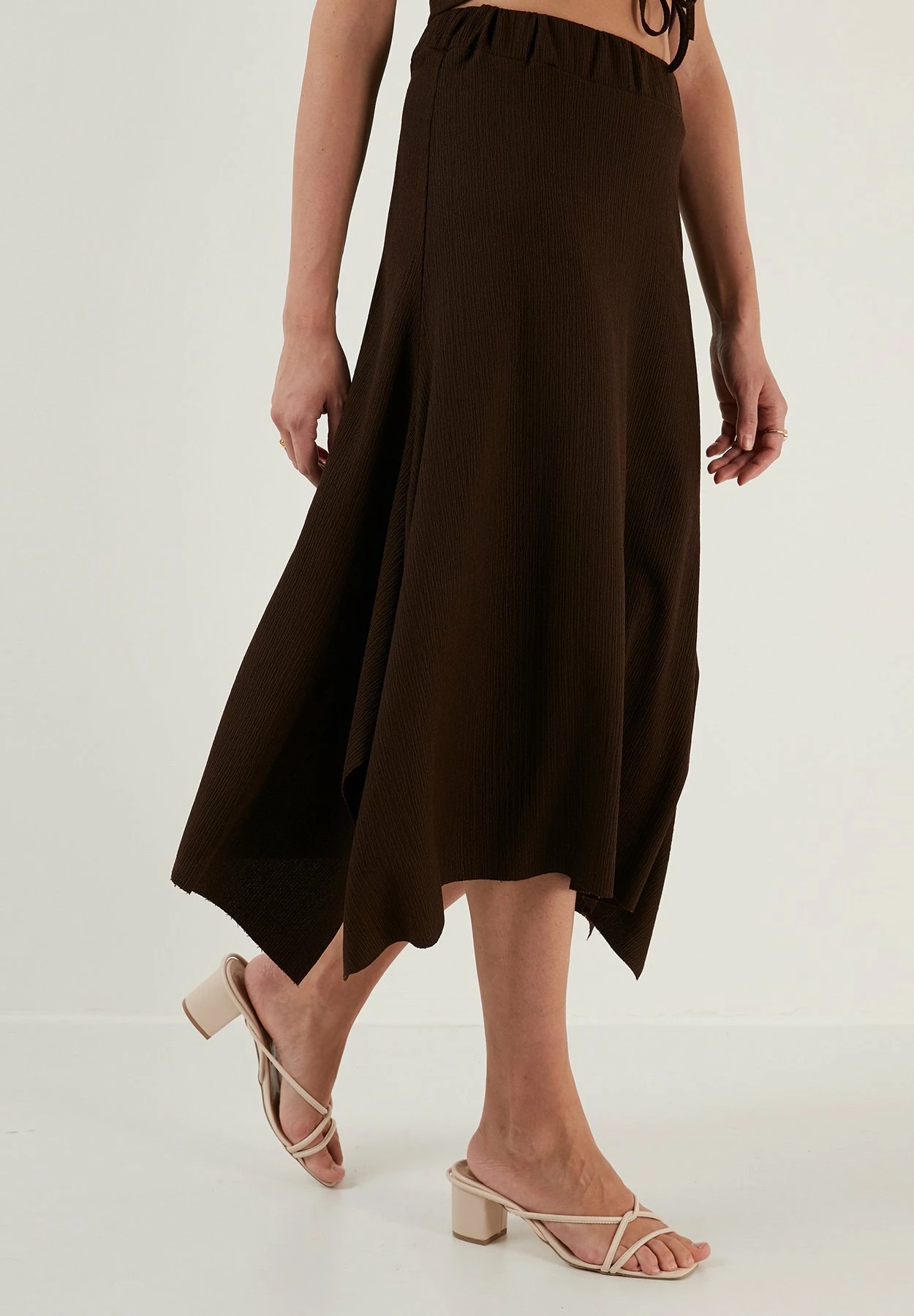 LELA A-Lijn Rok - Brown 6 LELA A-Lijn Rok - Brown - Afbeelding 4