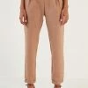 LELA Slim Fit - Broek - Camel -LELA Winkel 12ff15a9346b4752bb804038dd67ae8d