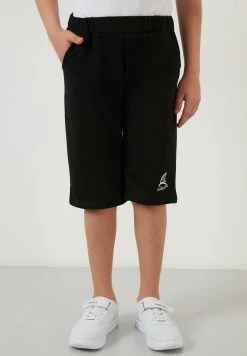 LELA Regular Fit - Shorts - White -LELA Winkel 1b4a6ffa0580403087f3fb82d51f82a0