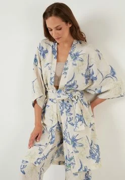 LELA Two Piece Set - Regular Fit - Vest - Blue -LELA Winkel 1bc2b31e452342468267e83f710134bd