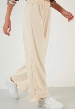 LELA Regular Fit - Trainingsbroek - Stone Colored -LELA Winkel 1d2f1c0413804609915f5e93f78f9693