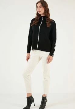 LELA Trui - Black-Ecru -LELA Winkel 1eb18db207fb4223948c20a5ffb44f11