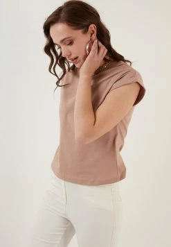 LELA Basic - T-Shirt Basic - Biscuit Color -LELA Winkel 1ef63a434a3e4a53897815a9bf322e7d