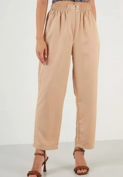 LELA Regular Fit - Broek - Camel