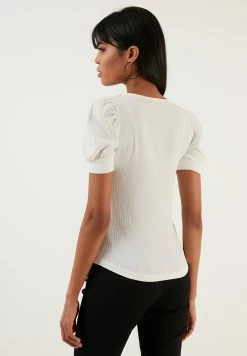 LELA Slim Fit - Blouse - Ecru -LELA Winkel 22496244b0c749ba917e6a3797b97cbe