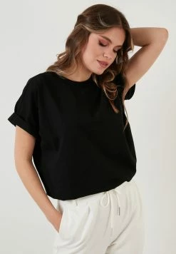 LELA Crew Neck- T-Shirt Basic - Black 12 LELA Crew Neck- T-Shirt Basic - Black -LELA Winkel 235c75303c6b4ecabac8557559e79f4b
