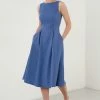 LELA Crew Neck Pleated Midi - Cocktailjurk - Indigo -LELA Winkel 2694fecfc8cd4ff2ab60b7fc4dabd55b