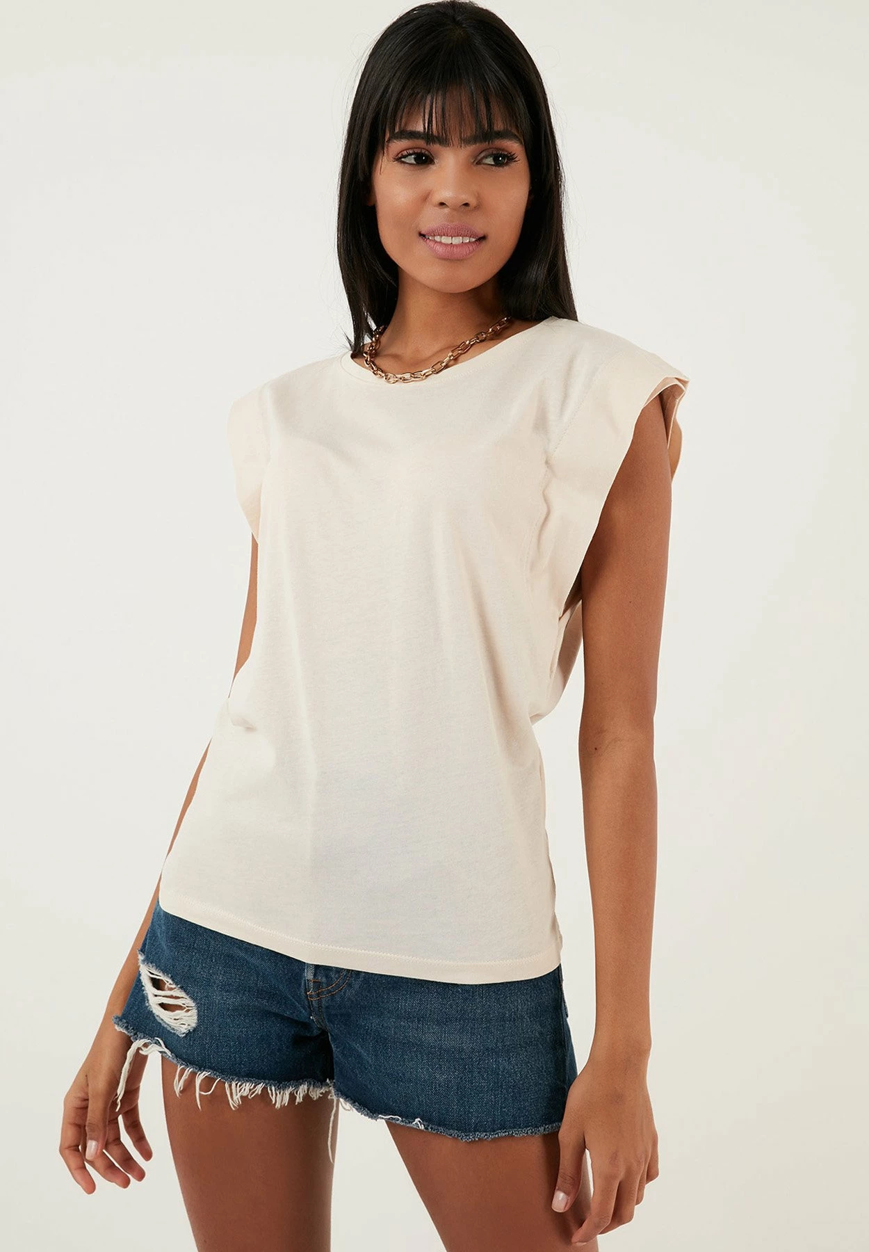 LELA Crew Neck - T-Shirt Basic - Stone 3 LELA Crew Neck - T-Shirt Basic - Stone