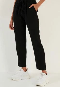 LELA Regular Fit - Trainingsbroek - Black -LELA Winkel 307e5cfb6614493481e3ff2be9332ae0