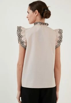 LELA Regular Fit - Overhemdblouse - Beige -LELA Winkel 320cb9ee63a54ae59cfe8457050f0498