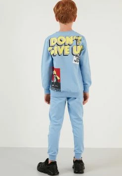 LELA Regular Fit - Trainingspak - Baby Blue 8 LELA Regular Fit - Trainingspak - Baby Blue -LELA Winkel 32e19b31e1134753b7a58ac9048fef16