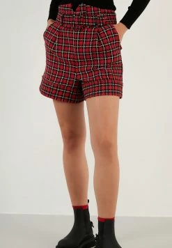 LELA Regular Fit - Shorts - Red -LELA Winkel 3a1fe1cacc2842318a4d5a12f92ae6b4