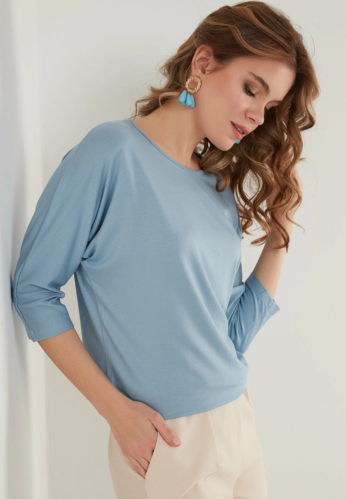 LELA Crew Neck- Longsleeve - Baby Blue 5 LELA Crew Neck- Longsleeve - Baby Blue - Afbeelding 3