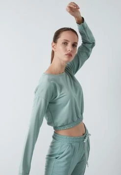 LELA Slim Fit - Sweater - Almond Green -LELA Winkel 3ed17f4ac5984eb0bb0007530a1c4121