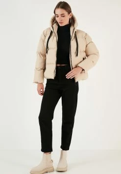 LELA Regular Fit - Winterjas - Stone 9 LELA Regular Fit - Winterjas - Stone -LELA Winkel 467c3be819e94461837d6767e4d6c87c