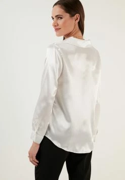 LELA Regular Fit - Overhemdblouse - Ecru -LELA Winkel 4c815b4cc0dd463b98d865ba587b4da7