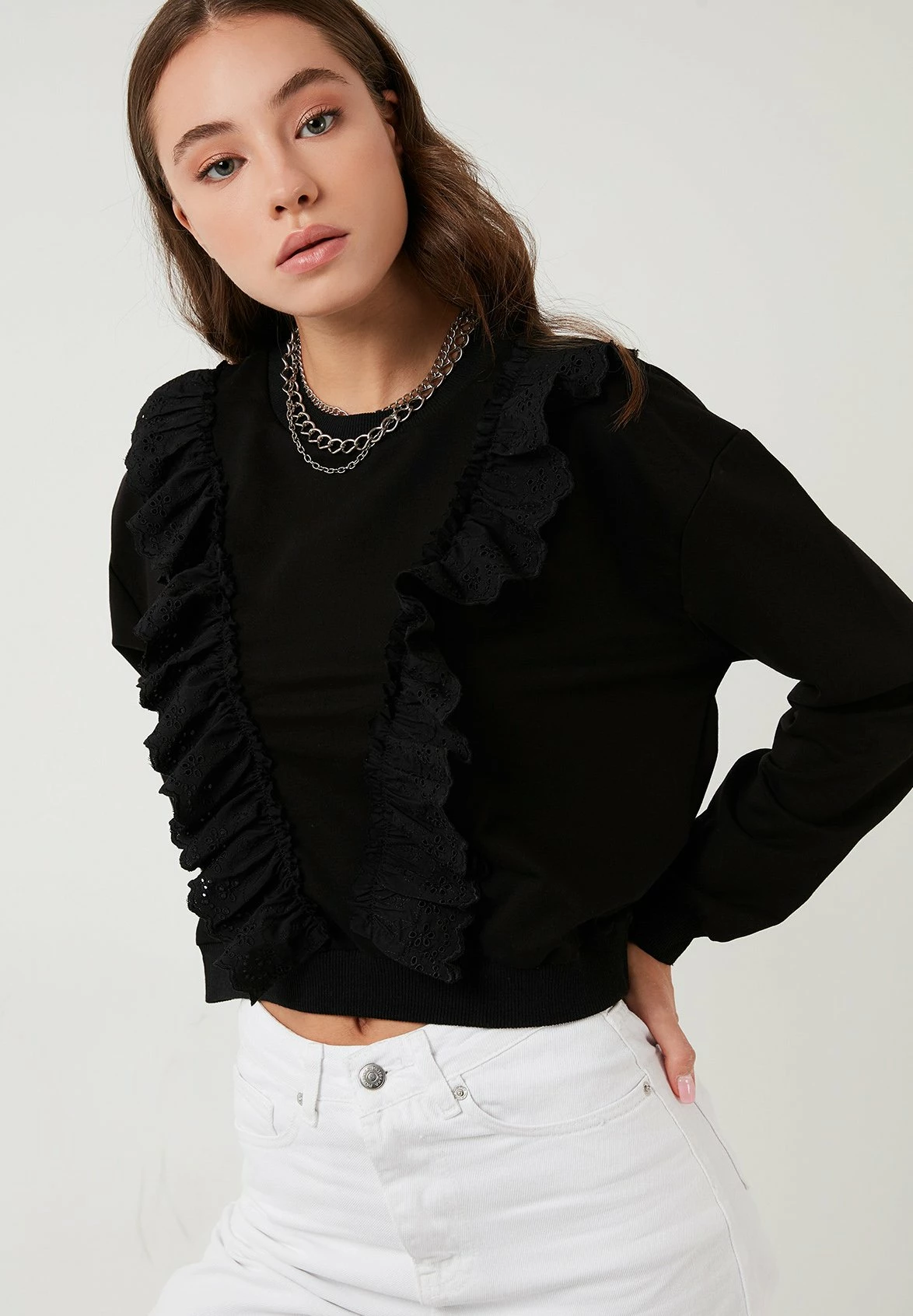 LELA Regular Fit - Sweater - Black 5 LELA Regular Fit - Sweater - Black - Afbeelding 3