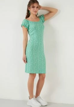 LELA Regular Fit - Etui-Jurk - Light Green -LELA Winkel 52f42495a47b40a9bf2522420f7840db