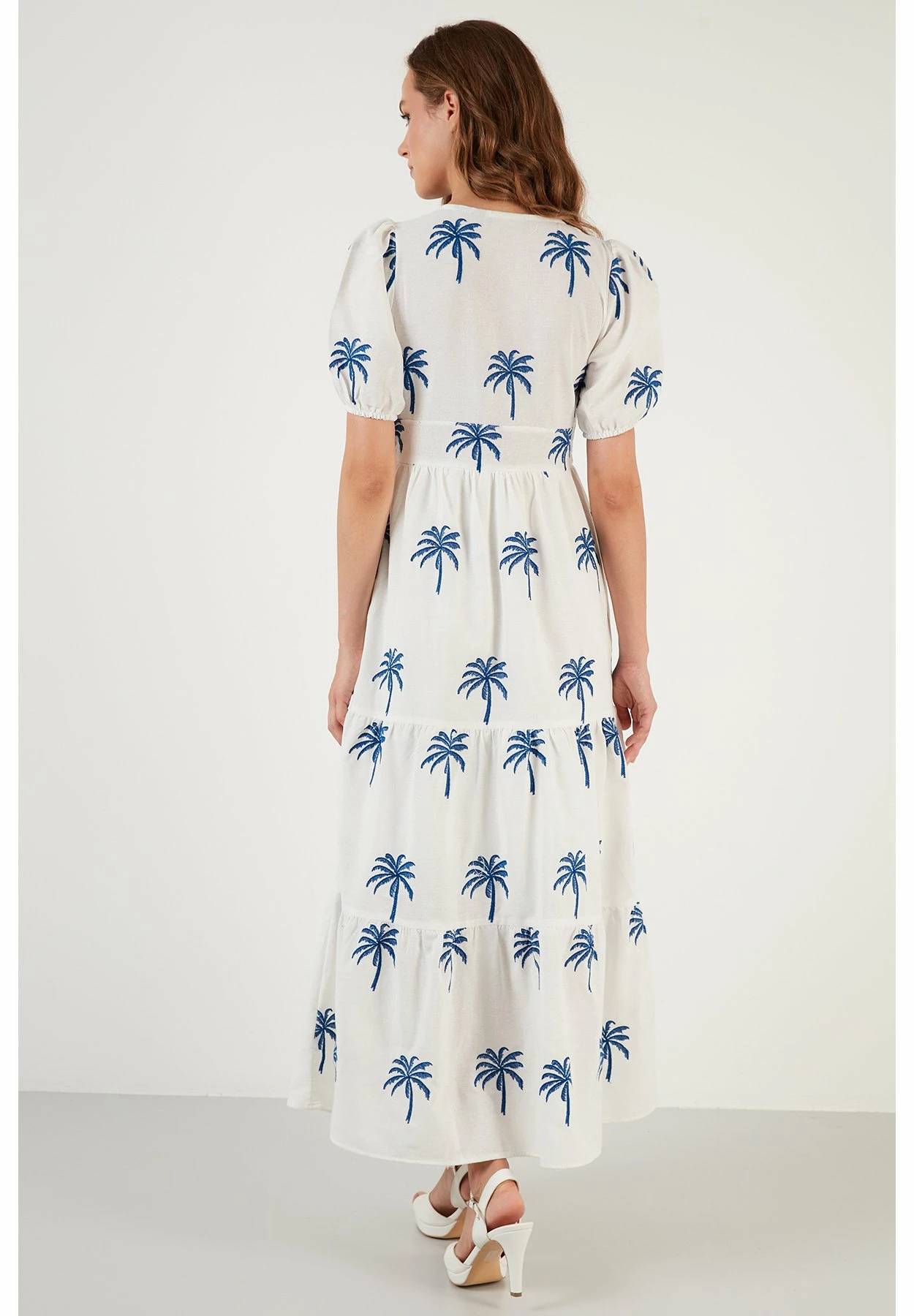 LELA Regular Fit - Maxi-Jurk - Ecru 4 LELA Regular Fit - Maxi-Jurk - Ecru - Afbeelding 2