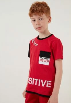 LELA Regular Fit T-Shirt And Shorts - Trainingspak - Red/Black -LELA Winkel 58ca683b93a64c7db88525a856654a71