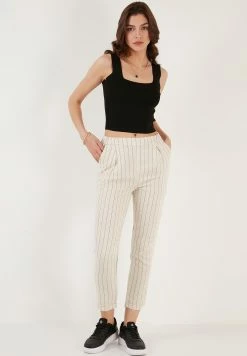 LELA Slim Fit - Broek - Ecru 13 LELA Slim Fit - Broek - Ecru -LELA Winkel 5f25605057764168a845d557cef70f4a