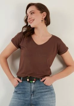 LELA V Neck- T-Shirt Basic - Brown -LELA Winkel 620f4b6e8586403382326620b3ba6c2b