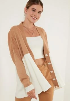 LELA Vest - Ecru Camel -LELA Winkel 67de364c18cd414aa6802ae080aa1386