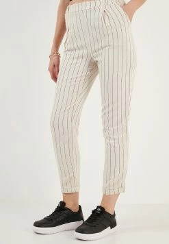 LELA Slim Fit - Broek - Ecru 12 LELA Slim Fit - Broek - Ecru -LELA Winkel 6fd337e00bcf4d08b87661c946bd24b8