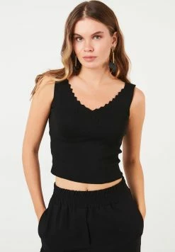 LELA Regular Fit - Top - Black