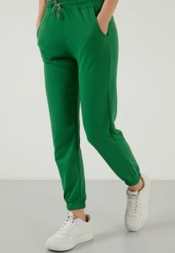 LELA Slim Fit - Trainingsbroek - Benetton Color -LELA Winkel 7125d67d04b94024847aa812a873d02d