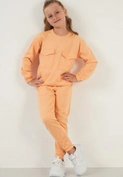LELA Regular Fit - Trainingspak - Orange