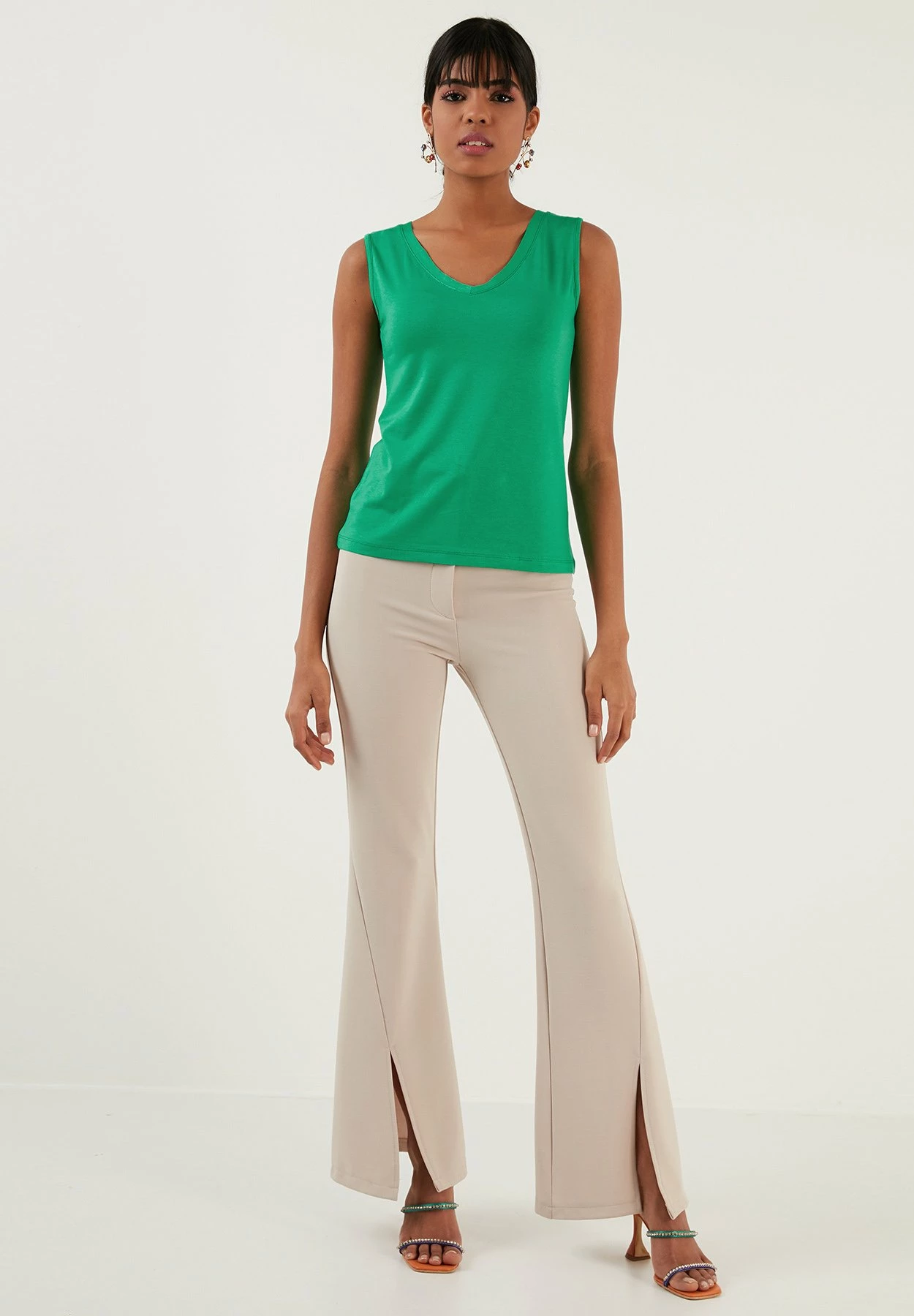 LELA Regular Fit - Top - Benetton Color 4 LELA Regular Fit - Top - Benetton Color - Afbeelding 2