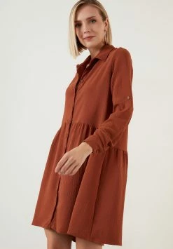 LELA Regular Fit - Blousejurk - Brick Red -LELA Winkel 7b2c453962c54ca28d74faa17def0ec4