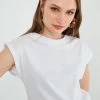 LELA Basic - T-Shirt Basic - White -LELA Winkel 7e01ccffa2b14c838f784fa32a9b2996