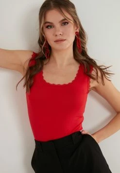 LELA Slim Fit - Top - Red -LELA Winkel 8029a11a303946fa904ad757f621c233