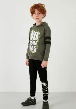 LELA Regular Fit - Trainingspak - Dark Green