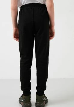 LELA Regular Fit - Trainingspak - Red 14 LELA Regular Fit - Trainingspak - Red -LELA Winkel 8234941da2d748f08293c4bd2ff2f9fe