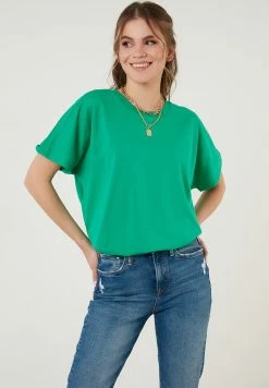LELA Crew Neck- T-Shirt Basic - Benetton Color -LELA Winkel 825a40d0e366487c94c2180063a87b9c