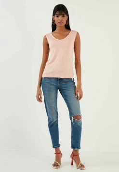 LELA Regular Fit - Top - Powder Pink -LELA Winkel 8328b4f5e68d443f9cf50ad3e3df59f0