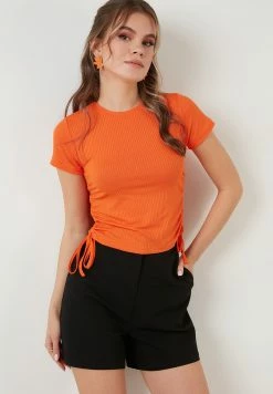 LELA Slim Fit - Blouse - Orange Color -LELA Winkel 8fdb5422a4454595959922540a273b4f