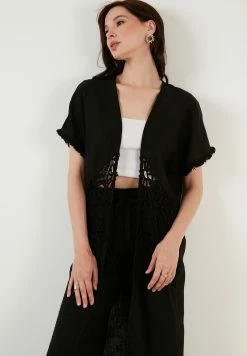 LELA Two Piece Set - Regular Fit - Vest - Black -LELA Winkel 9439d17ca17b4f43ab6773295ce4013a