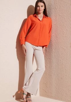 LELA Overhemdblouse - Orange 14 LELA Overhemdblouse - Orange -LELA Winkel 9480ec4aa7d74cccb53aba035fc94649