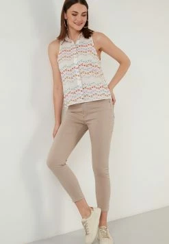 LELA Regular Fit - Overhemdblouse - White Lilac 13 LELA Regular Fit - Overhemdblouse - White Lilac -LELA Winkel 95b554421ace444ea2b230a6ce3e5e67