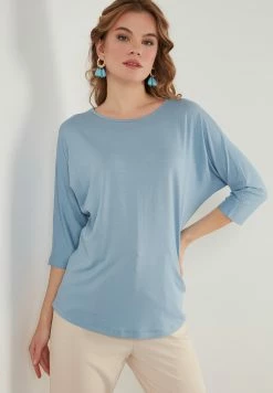 LELA Crew Neck- Longsleeve - Baby Blue
