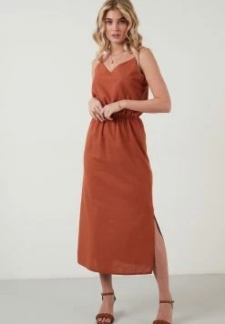 LELA Jurk - Brick Red -LELA Winkel a1fb0b65a6d24072aeda9e18584f4722